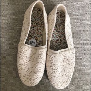 Report Cream Crotchet Ballet Flat in size 6 1/2